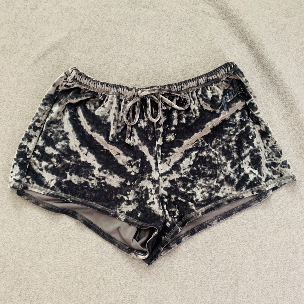 PINK VS Velvet shorts